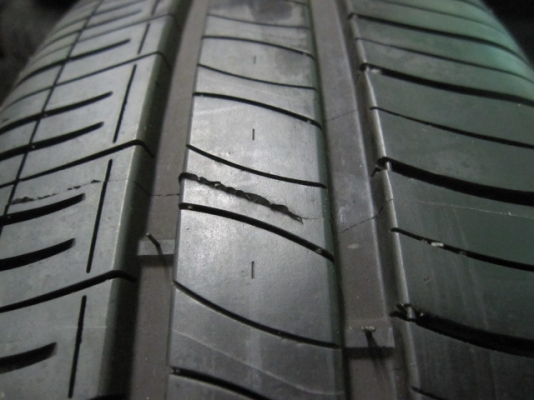 ขายล้อแม็ก Honda BRIO พร้อมยางป้ายแดงขอบ 14 ขายล้อแม็ก Honda BRIO พร้อมยางป้ายแดงขอบ 14