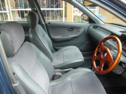 Civicเตารีด4d Auto ติดLpg รถสวยพร้อมใช้