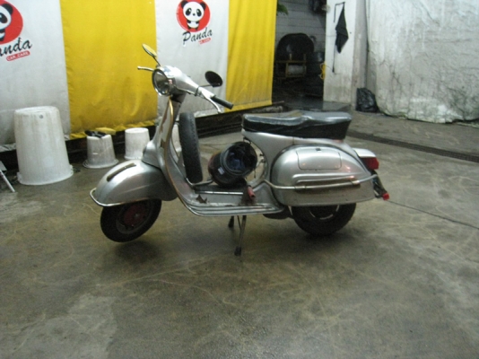 ขายเวสป้า อิตาลี่ เครื่องดี ทะเบียนเเท้พร้อมโอน ภาษีเต็ม สีไม่สวย ไม่ผุ ทรงสวย