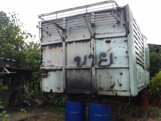 กระบะสามมิตรลอนเฉียงพื้นสวยมาแล้วครับ