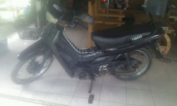 ขาย YAMAHA MATE 111 ปี 39 สตาร์ทมือ สภาพดี cแบตใหม่ๆ มีทะเบียนพร้อมชุดโอนราคา 6,500.-