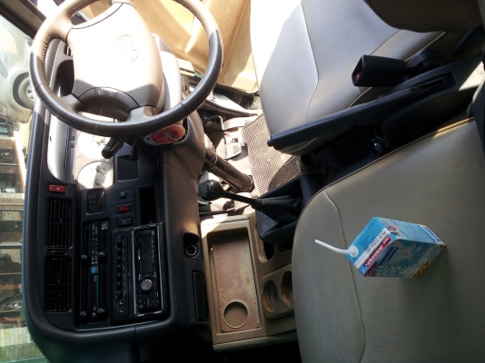 ขาย รถตู้หัวจรวด ปี 2545 สวย ใส ไร้ที่ติ