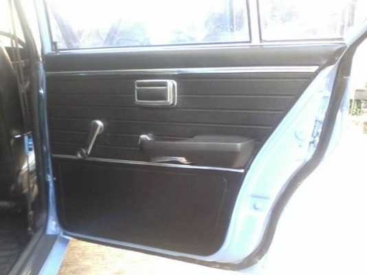 ลดราคาสุดท้ายbmw 520 e12 v.2 เครื่อง j 60,000 บาท สีเพิ่งทำมาใหม่เอี่ยม ลดราคาสุดท้ายbmw 520 e12 v.2 เครื่อง j 60,000 บาท สีเพิ่งทำมาใหม่เอี่ยม