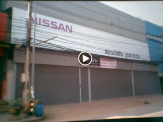 ขายอาคารพาณิชย์สามชั้นครึ่ง 6 คูหา สี่แยกกบินทร์บุรี ติดถนนสุวรรณศร ด้านหลังมีโกดังเก็บสินค้ามีถนนเข้าออกได้