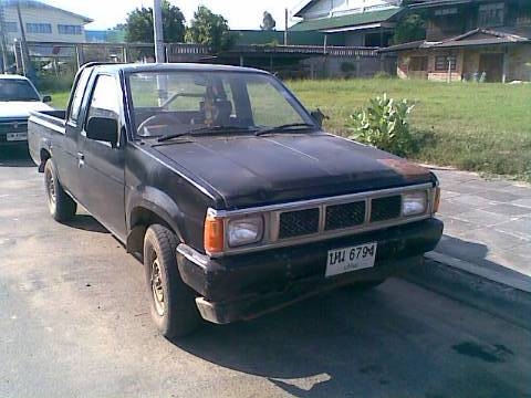 ขาย กระบะแค็ป นิสสัน BIG-M 2500 / ปี 33 ( คัสซีสวยทั้งคัน )