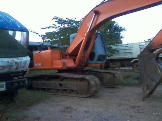 ชายฮิตาชิEX200-2ซุปเปอร์ ไฟฟ้าครบ ราคา870,000 บาท เจ้าของขายเองราคาต่อรองได้