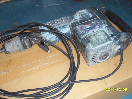 ขาย แย็กไฟฟ้า BOSCH  220v ตัวใหญ่