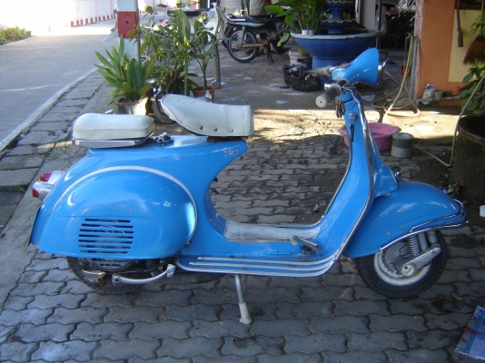 เวสป้า 64 สวยๆ ใสๆ ราคาบ้านๆ 26000 ต่อรองได้ ดูรูปว่าสวยแค่ไหน