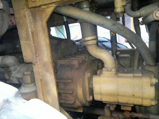 รถเกรด CAT   140 G                รถ บด TA 25 TD  10 ตัน   ( ขาย 2 รายการ )    สนใจติดต่อ  081 - 6079515