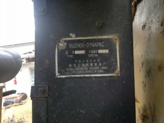 รถเกรด CAT   140 G                รถ บด TA 25 TD  10 ตัน   ( ขาย 2 รายการ )    สนใจติดต่อ  081 - 6079515