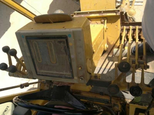 รถเกรด CAT   140 G                รถ บด TA 25 TD  10 ตัน   ( ขาย 2 รายการ )    สนใจติดต่อ  081 - 6079515