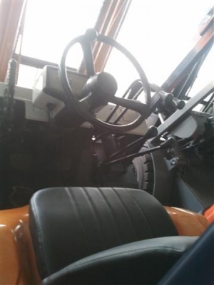 ขายรถโฟล์คลิฟท์ โตโยต้า 5FG20 ขนาด 2 ตัน เสามาตราฐานสูง 3 เมตร   เครื่องเบนซิน  เกียร์ธรรมดา  งายาวพิเศษ สภาพเก่าญี่ปุ่นพร้อมใช้งาน