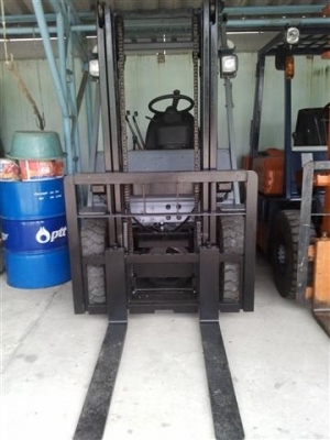 ขายรถโฟล์คลิฟท์ โตโยต้า 6FD25  ขนาด 2.5 ตัน เสามาตราฐาน 3 เมตร เครื่องดีเซล เกียร์ธรรมดา สภาพใหม่มาก