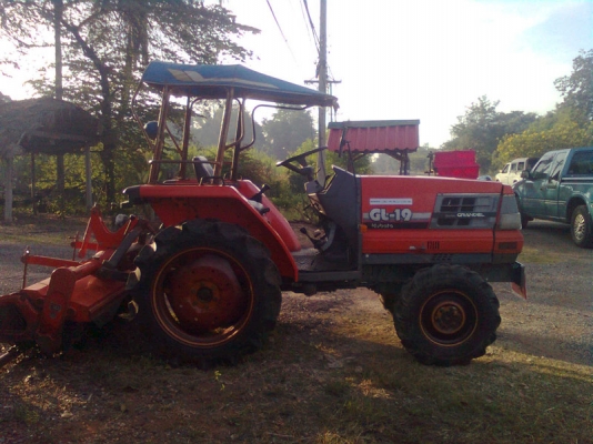 ขายรถไถ  kubota  รุ่น gl - 19 4wd