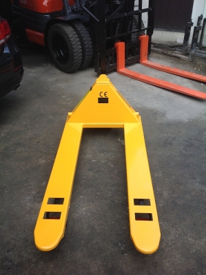 ขาย แฮนด์พาเลท ขนาด 2.5 ตัน TOTAL LIFTER สินค้ามาตรฐานยุโรป ขาย แฮนด์พาเลท ขนาด 2.5 ตัน TOTAL LIFTER สินค้ามาตรฐานยุโรป