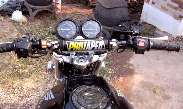 ขายCB400ปี93-94 เครื่องดีมากเงียบๆ พร้อมใช้ อินวอย+สรรพสามิต รูปเยอะๆ