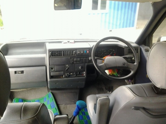 VOLK  CAROVELE   สวย เดิม  พร้อมติดแก๊ส  LPG