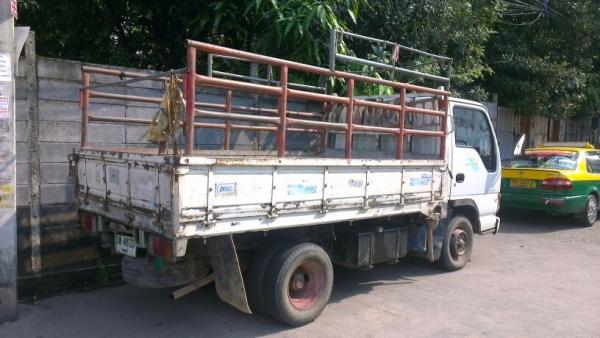 @@__หกล้อไม่ติดเวลา ISUZU NKR69E เพลาลอย ปี 2003__@@