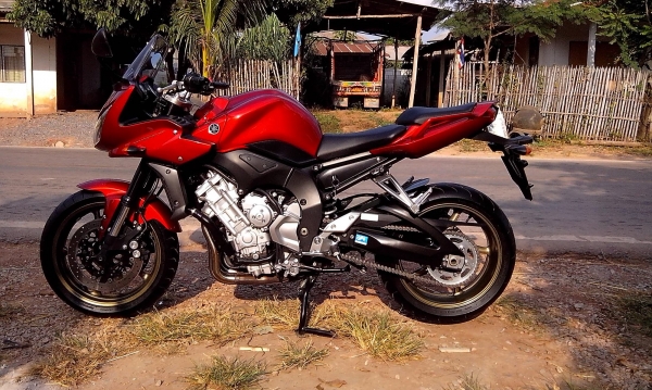 ขาย Yamaha FAZER1000ปี2009 อินวอย+สรรพสามิต เครื่องดีมากๆๆ ราคาถูกมากๆ รูปเยอะมากๆ