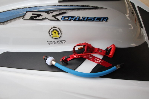 ขายjetski YAMAHA fx-140 ปี2004 พร้อมเทเลอร์ใหม่