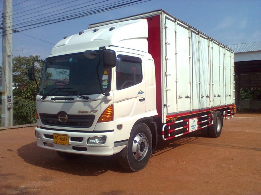 ขาย6 ล้อ hino เม็กก้า 212แรง ตู้10 บาน ยาว 7.30 เมตร ขาย6 ล้อ hino เม็กก้า 212แรง ตู้10 บาน ยาว 7.30 เมตร