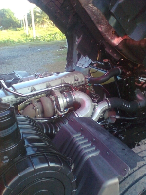 ขาย6 ล้อ hino เม็กก้า 212แรง ตู้10 บาน ยาว 7.30 เมตร ขาย6 ล้อ hino เม็กก้า 212แรง ตู้10 บาน ยาว 7.30 เมตร