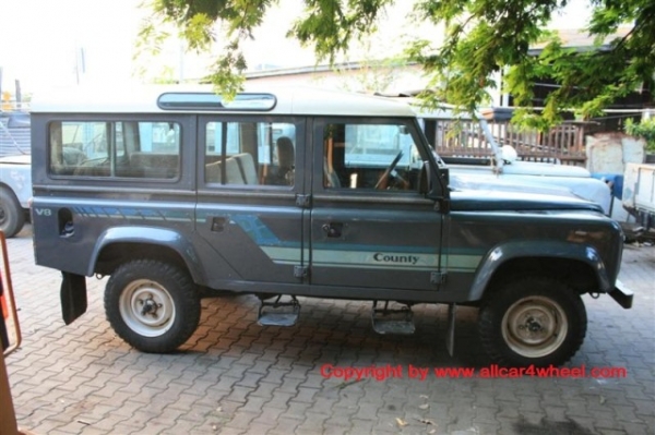 ขายรถแลนด์ โรเวอร์ รุ่น Defender 110 สภาพกริบๆ เดิมๆ พร้อมลุย ทะเบียนแท้พร้อมโอน