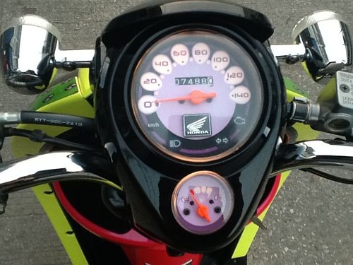 HONDA SCOOPY Iสวยแกะกล่องไร้ที่ติวิ่งน้อยกุญแจแท้2ดอกปี2012