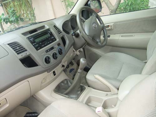 TOYOTA VIGO X-TRACAB 2.5 G ตัวท๊อป ปี 2005 ขายด่วน TOYOTA VIGO X-TRACAB 2.5 G ตัวท๊อป ปี 2005 ขายด่วน