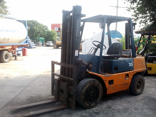 ขายรถโฟล์คลิฟท์ โตโยต้า 3.5 ตัน