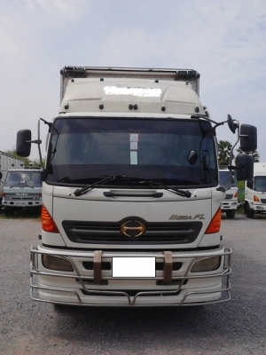 ขาย 10 ล้อเพลาเดียว HINO MEGA FL1J 220 แรงม้า (ตู้สเตนเลส) ปี 2547 ขาย 10 ล้อเพลาเดียว HINO MEGA FL1J 220 แรงม้า (ตู้สเตนเลส) ปี 2547