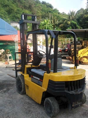ขายรถโฟล์คลิฟท์ แดวู 2 ตัน ถูกๆ