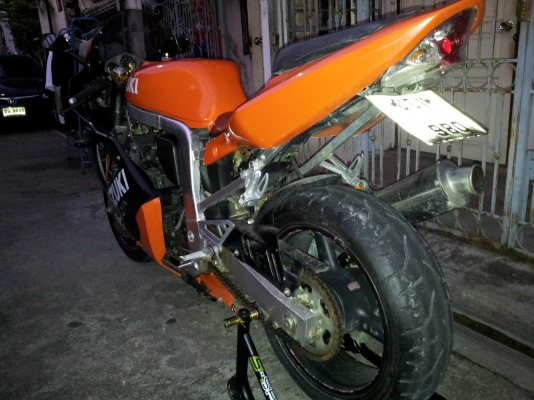 ขาย Suzuki GSX 750 sling shot ทะเบียนครบ ภาษีปี 57 77,000 บาท