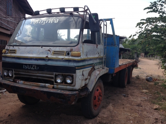 ขาย เทรลเลอร์10ล้อเพลาเดียวJCM เครื่อง6BD1 ขึ้น200อยู่  สภาพพร้อมใช้งาน เอกสารซื้อขาย