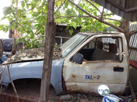 ขาย LN 106 เปลี่ยนหัวแคป มีกระบะกับหัวเดิมให้