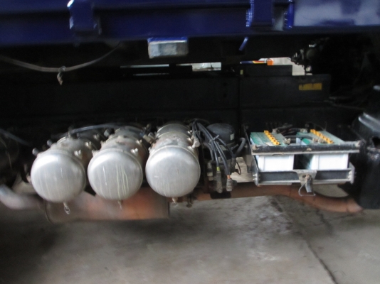 ขาย DECA FXZ 2 เพลาดั้ม มีลำโพง ปลายปี 53รถห้างแท้ ออกปลายปี 53พร้อมขาย เอกสารครบ ขาย DECA FXZ 2 เพลาดั้ม มีลำโพง ปลายปี 53รถห้างแท้ ออกปลายปี 53พร้อมขาย เอกสารครบ