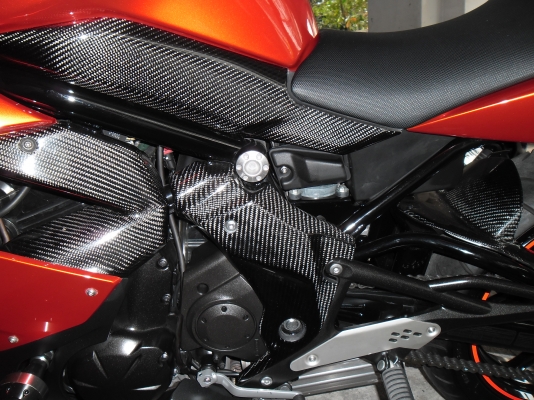 Ninja 650 ปี 2011 วิ่ง 2000โล ทะเบียนแท้ ขายถูก Ninja 650 ปี 2011 วิ่ง 2000โล ทะเบียนแท้ ขายถูก