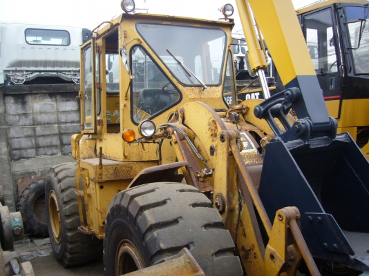 ให้เช่ารถตัก