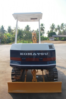 มือสองญี่ปุ่นนำเข้าเอง แบคโฮ KOMATSU-PC20-5 มือสองญี่ปุ่นแท้ สภาพดี ทำสีแล้ว รถพร้อมใช้ ราคาคุยกันได้ มีบริการขนส่ง มือสองญี่ปุ่นนำเข้าเอง แบคโฮ KOMATSU-PC20-5 มือสองญี่ปุ่นแท้ สภาพดี ทำสีแล้ว รถพร้อมใช้ ราคาคุยกันได้ มีบริการขนส่ง