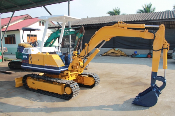 มือสองญี่ปุ่นนำเข้าเอง แบคโฮ KOMATSU-PC20-5 มือสองญี่ปุ่นแท้ สภาพดี ทำสีแล้ว รถพร้อมใช้ ราคาคุยกันได้ มีบริการขนส่ง มือสองญี่ปุ่นนำเข้าเอง แบคโฮ KOMATSU-PC20-5 มือสองญี่ปุ่นแท้ สภาพดี ทำสีแล้ว รถพร้อมใช้ ราคาคุยกันได้ มีบริการขนส่ง