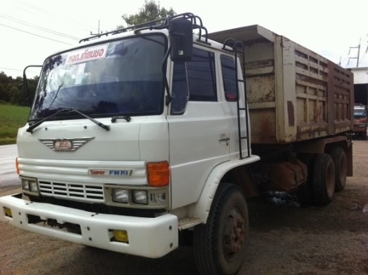 ขายรถบรรทุก 10 ล้อ ดั้ม 2 เพลา (ฟิตเครื่องใหม่) HINO จ้าวอินทรีย์ เครื่อง HO7C (185 แรงม้า) สภาพ 80\% ยางดี ทะเบียนพร้อมโอน