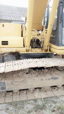 ขายรถแบคโฮ KOMATSU Pc 200-6 มีเล่มทะเบียน ขายรถแบคโฮ KOMATSU Pc 200-6 มีเล่มทะเบียน