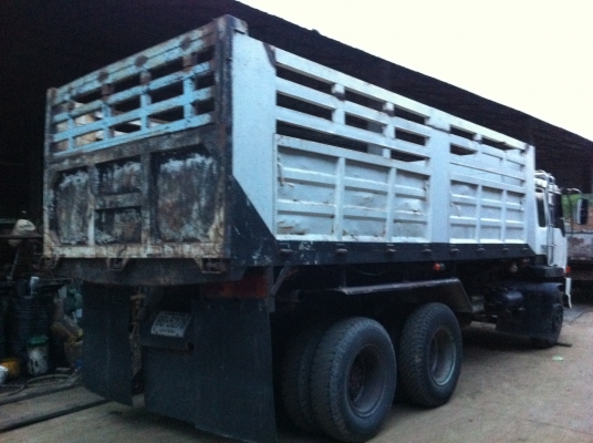 ขายรถบรรทุก 10 ล้อ ด้ม มิตซู FUSO 2 เพลา เครื่อง 6D15 สภาพพร้อมใช้ รถเช็คอย่างดี ทะเบียนพร้อมโอน ทำสีหัวใหม่