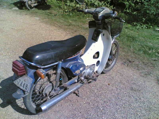 ขาย C700cdi(น้ำเงิน)เล่มทะเบียนเต็มพร้อมชุดโอน รถเดิมๆพร้อมประกวดอะไหร่ครบเครื่องสมบูรณ์