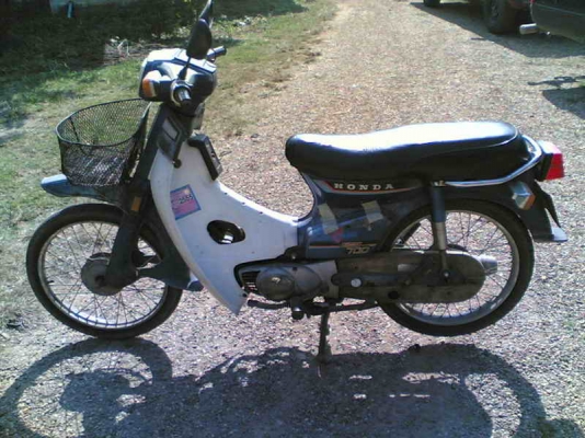 ขาย C700cdi(น้ำเงิน)เล่มทะเบียนเต็มพร้อมชุดโอน รถเดิมๆพร้อมประกวดอะไหร่ครบเครื่องสมบูรณ์