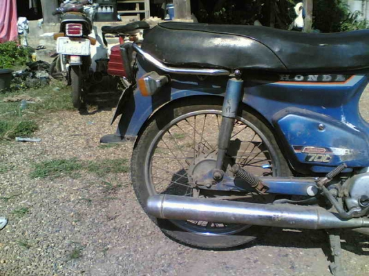 ขาย C700cdi(น้ำเงิน)เล่มทะเบียนเต็มพร้อมชุดโอน รถเดิมๆพร้อมประกวดอะไหร่ครบเครื่องสมบูรณ์