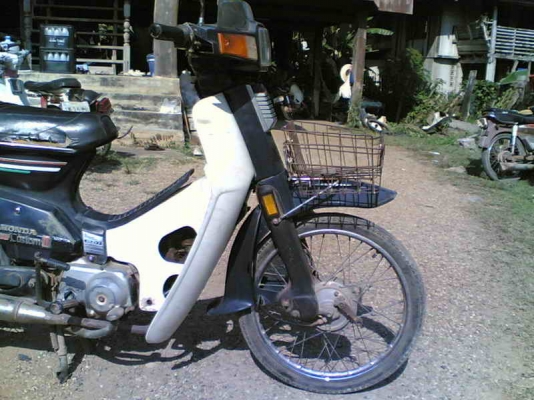 ขายฮอนด้าคัสต้อม(น้ำเงิน)เล่มทะเบียนพร้อมชุดโอน รถเดิมๆอะไหร่ครบเครื่องสมบูรณ์พร้อมประกวด