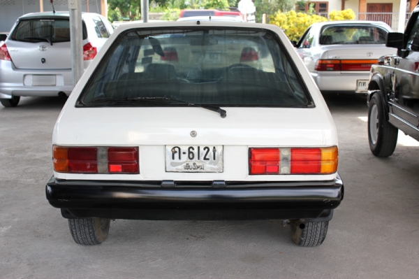 Mazda323 ปี 26 เครื่อง 1.3 MT ทะเบียน+พรบ. สภาพสวยพร้อมใช้งาน Mazda323 ปี 26 เครื่อง 1.3 MT ทะเบียน+พรบ. สภาพสวยพร้อมใช้งาน