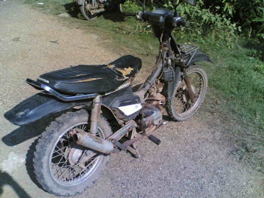 ขายดรีมคุรุสภา(ดำ)เล่มทะเบียนพร้อมชุดโอนแต่งแนววิบาก เครื่องพอใช้ขายตามสภาพ ขาย 7500 บาท