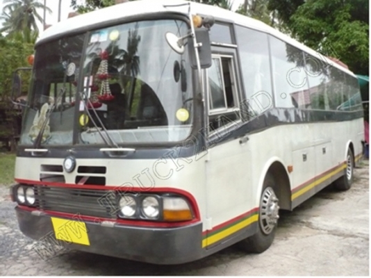 รถบัสรับส่งนักเรียน 30 ที่นั่ง ยี่ห้อ ISUZU 170 แรงม้า